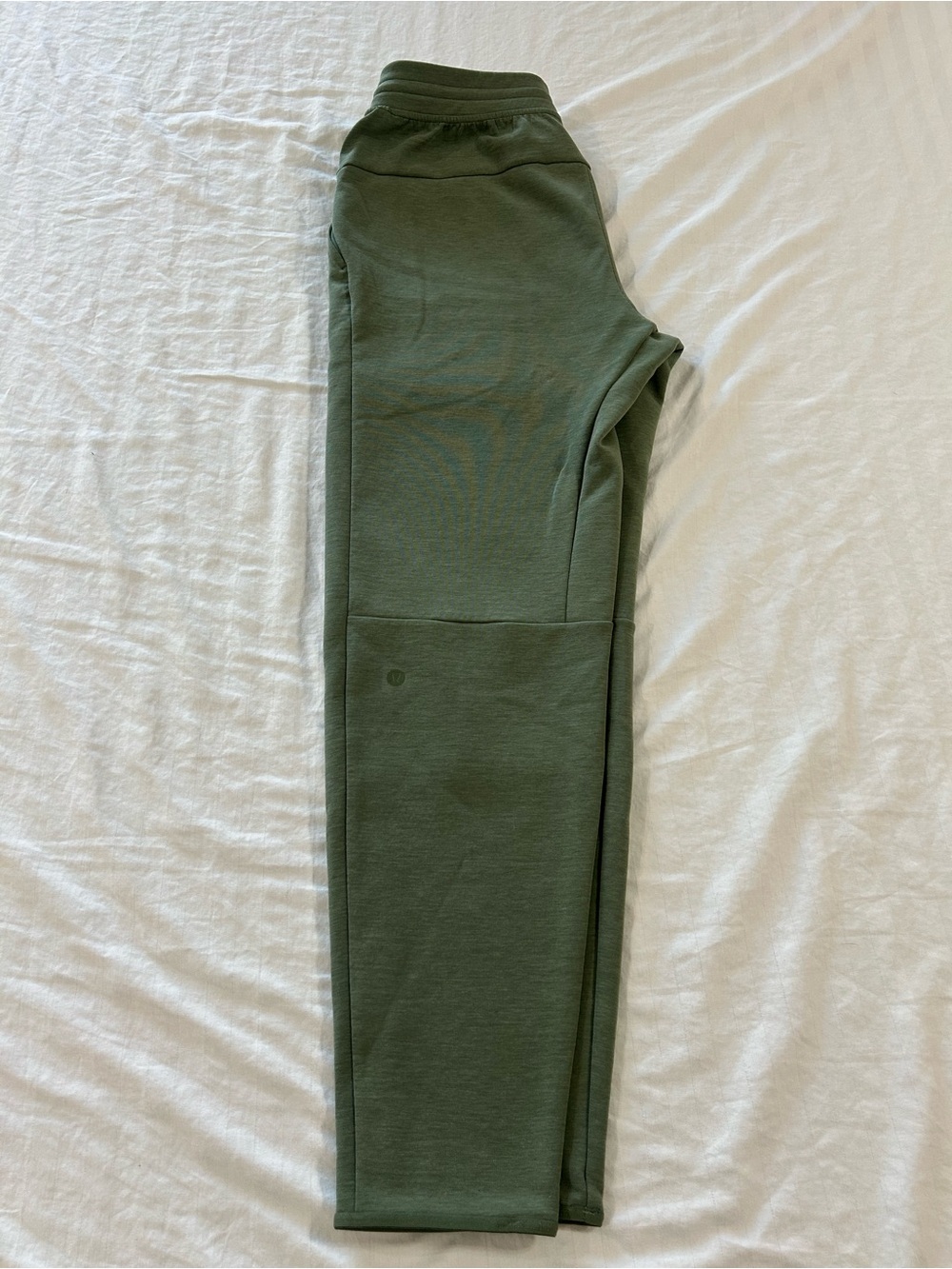 lululemon athletica Men's Olive Green Tech Jogger